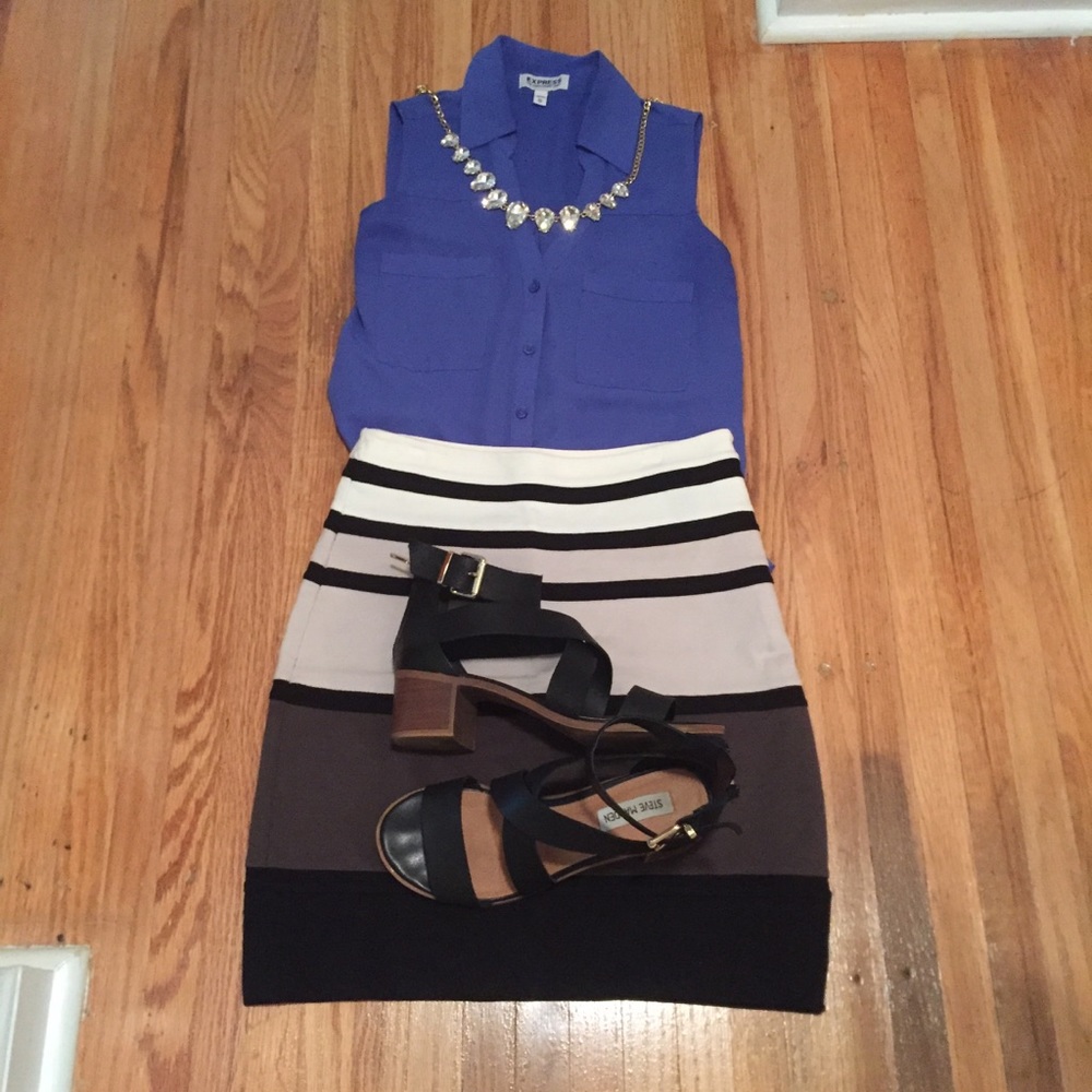 Express Portofino Sleeveless Blouse